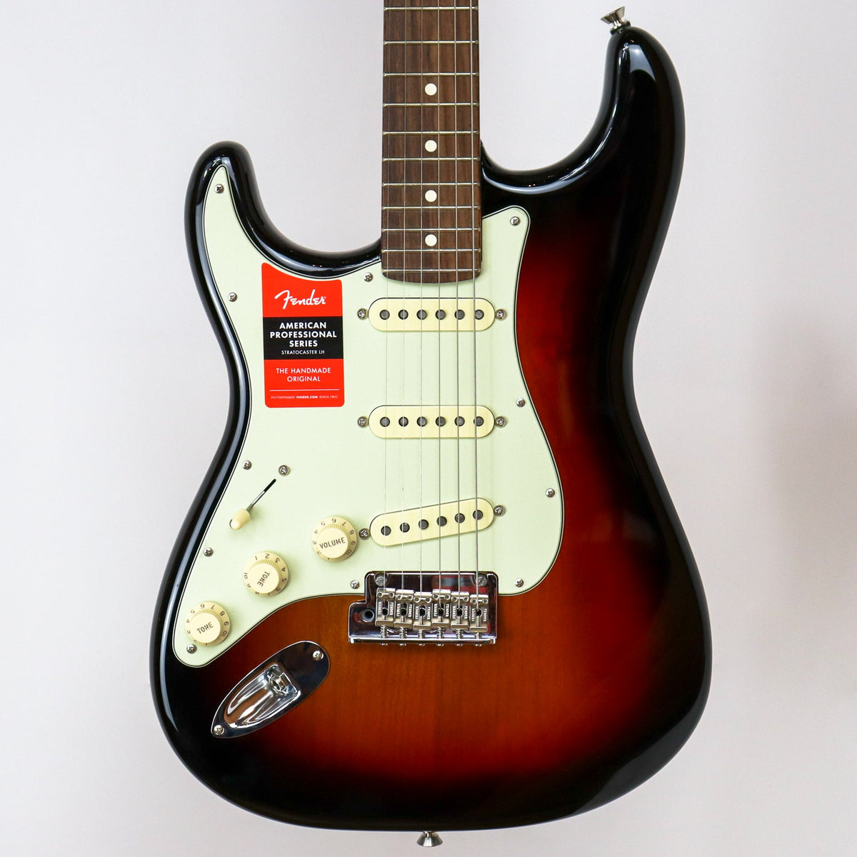Fender American Professional Stratocaster Left-Handed 3 Tone Sunburst