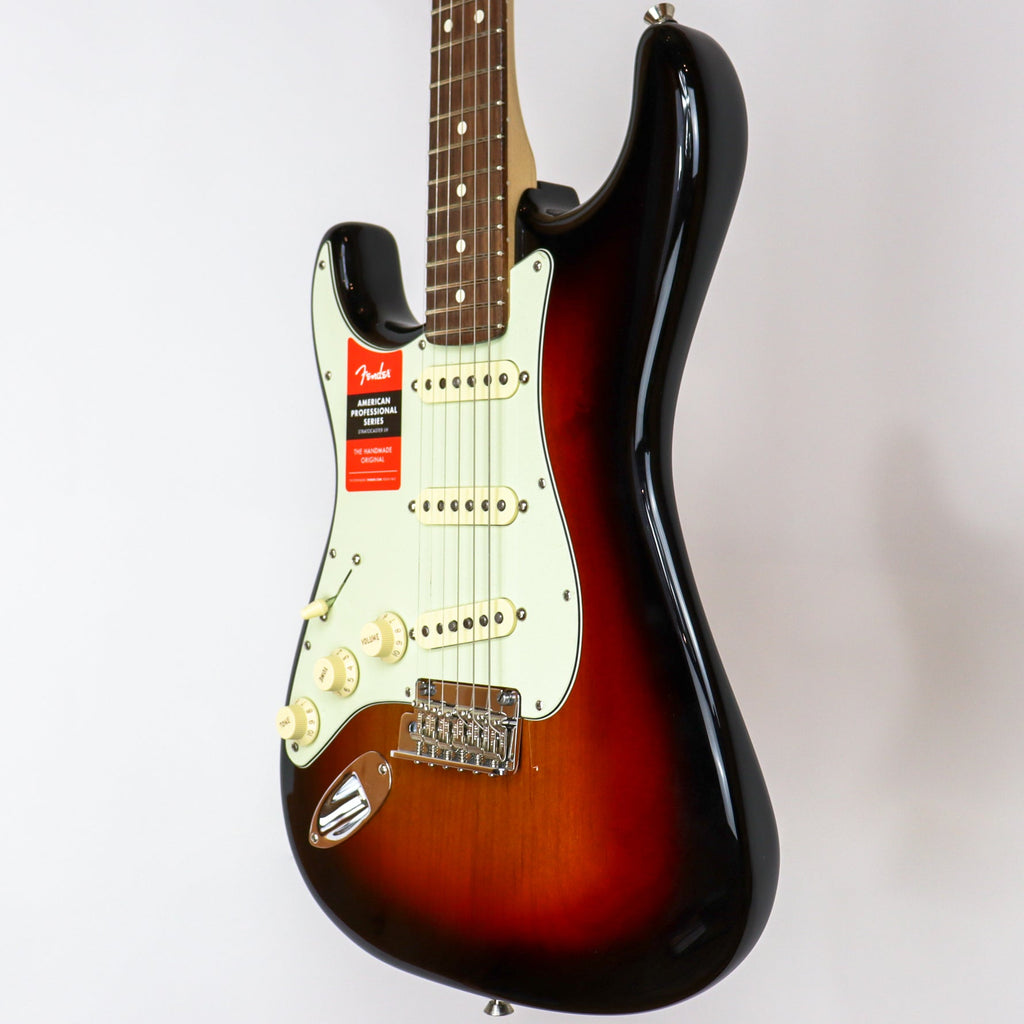 Fender American Professional Stratocaster Left-Handed 3 Tone Sunburst