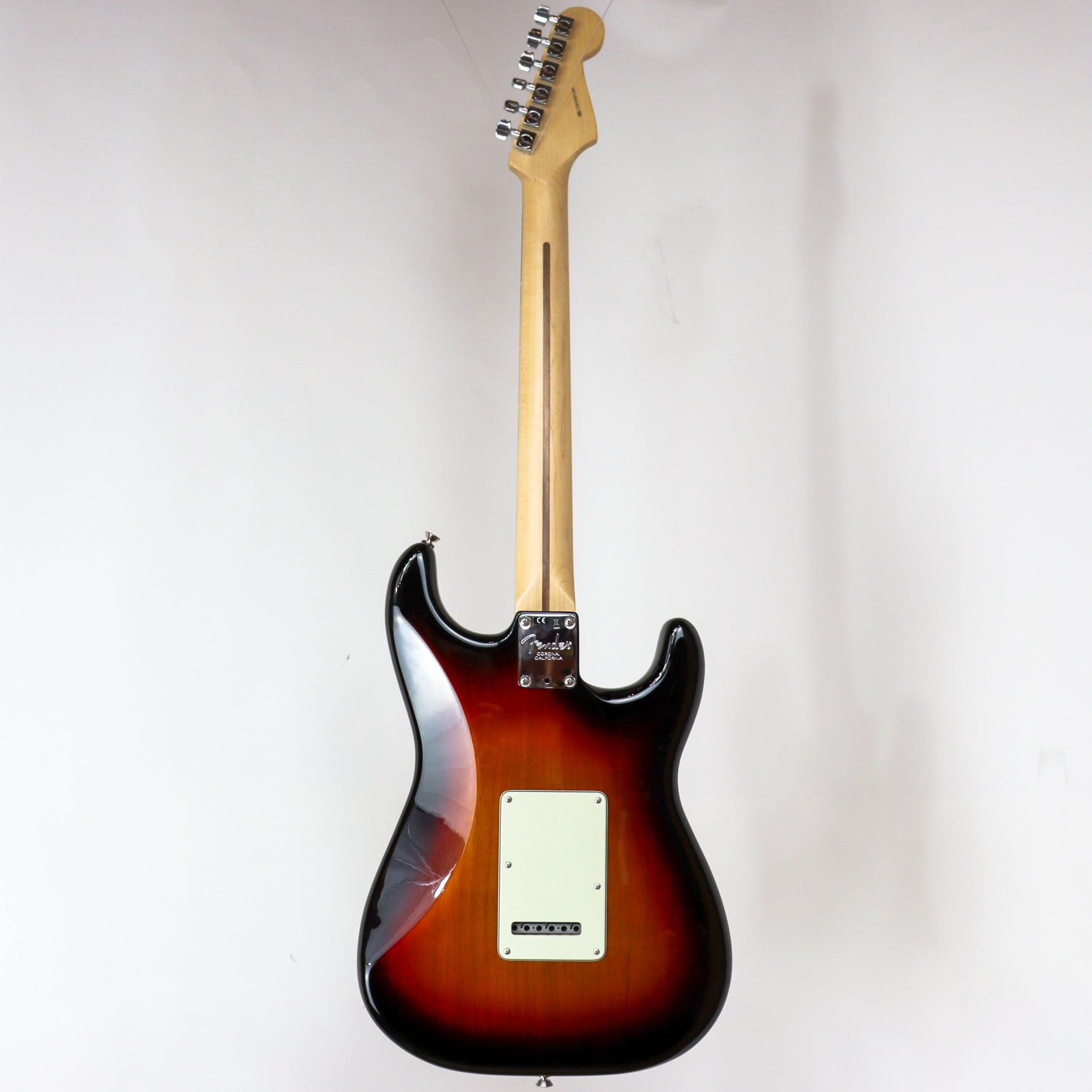 Fender American Professional Stratocaster Left-Handed 3 Tone Sunburst