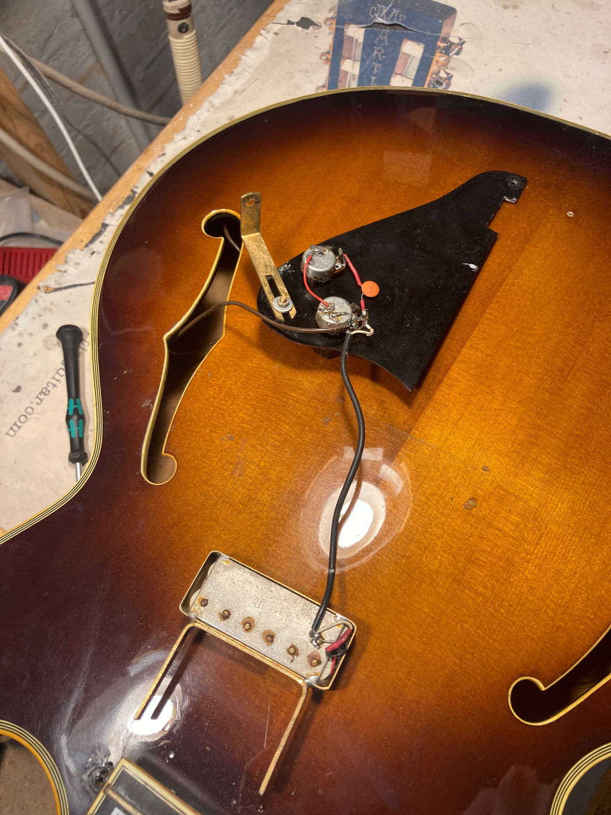 Ibanez 1981 GB-20, Sunburst