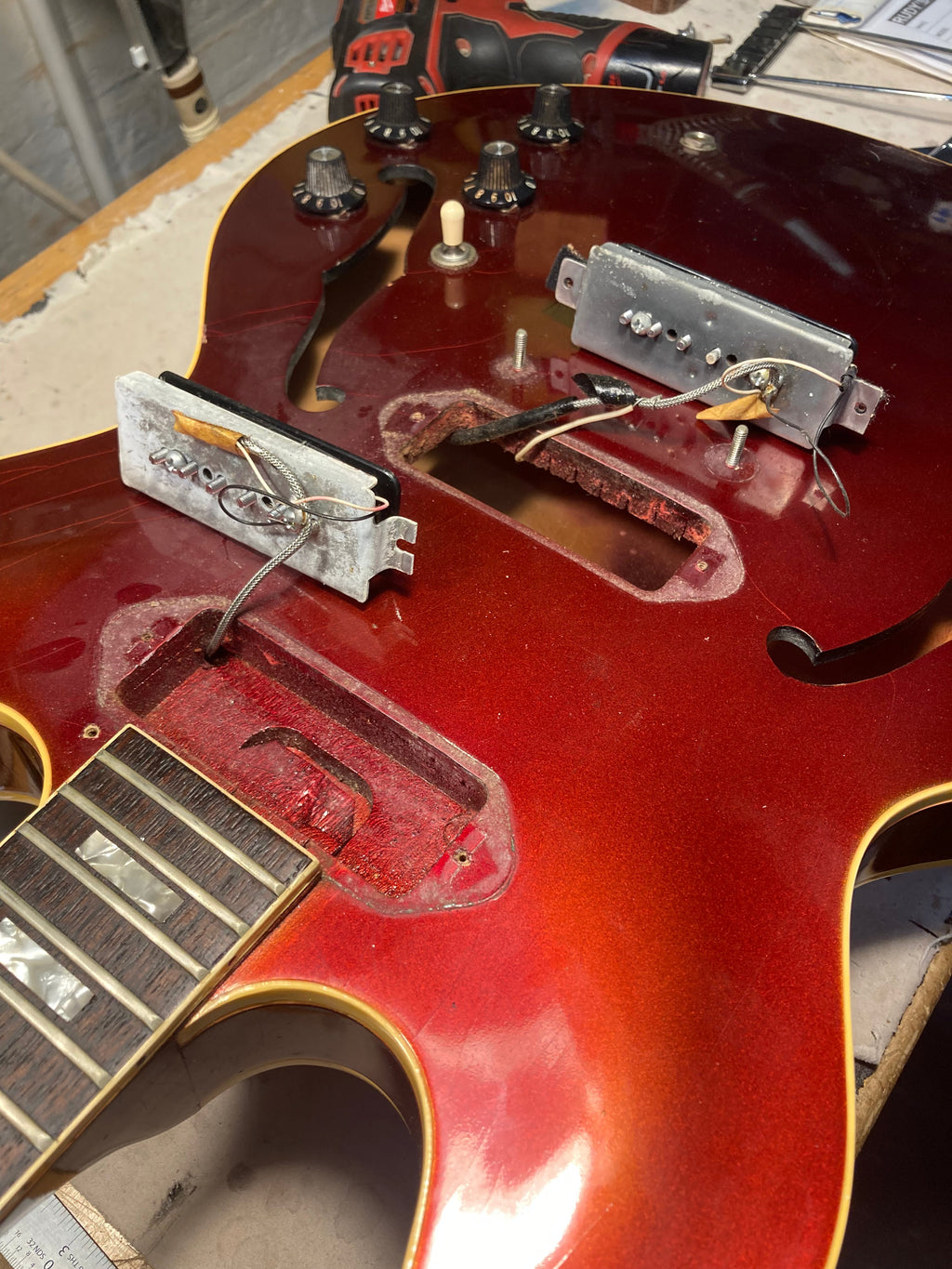 Gibson 1967 ES-330 Sparkling Burgundy