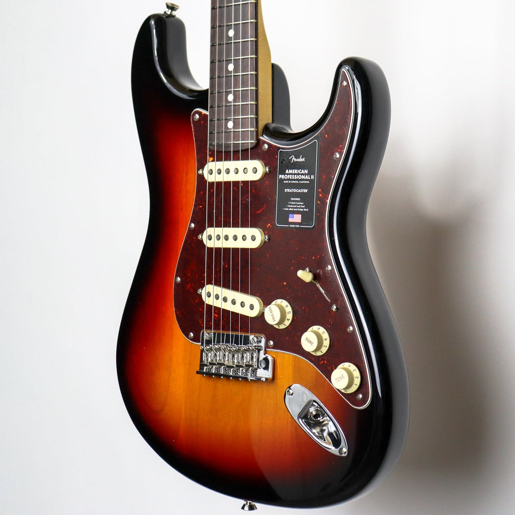 Fender American Professional II Stratocaster 3 Tone Sunburst