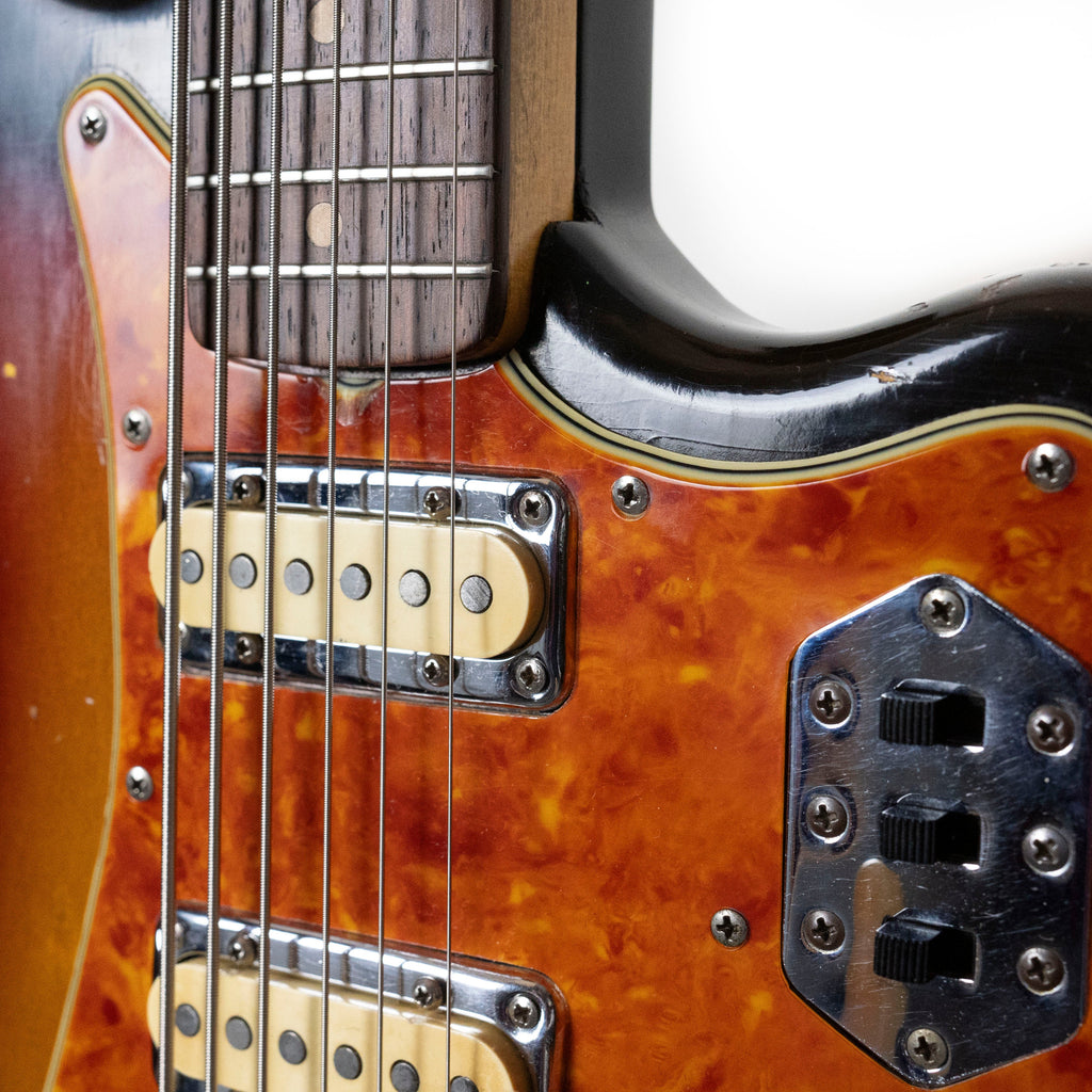 Fender 1962 Bass VI Sunburst