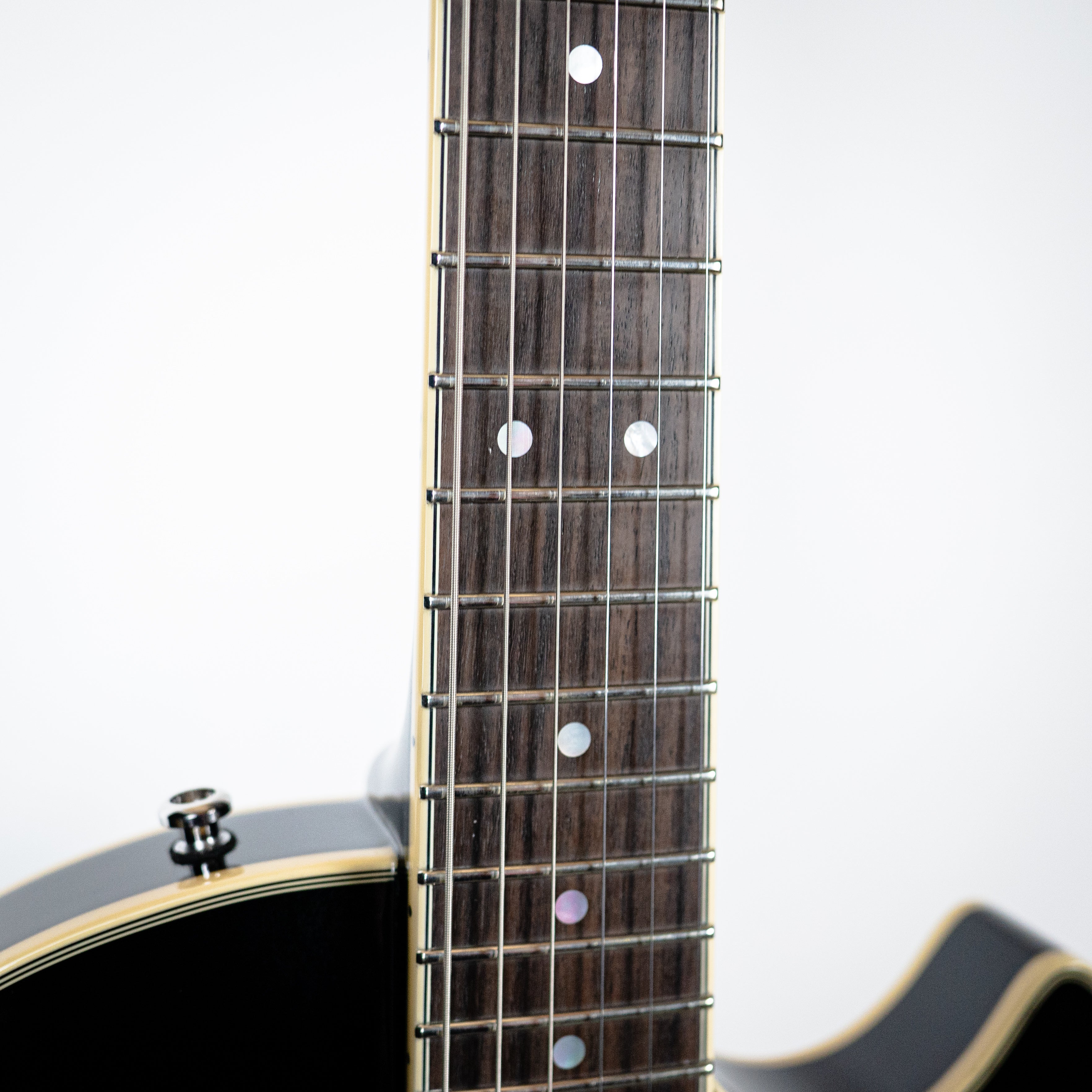 Comins GCS-1 in Black