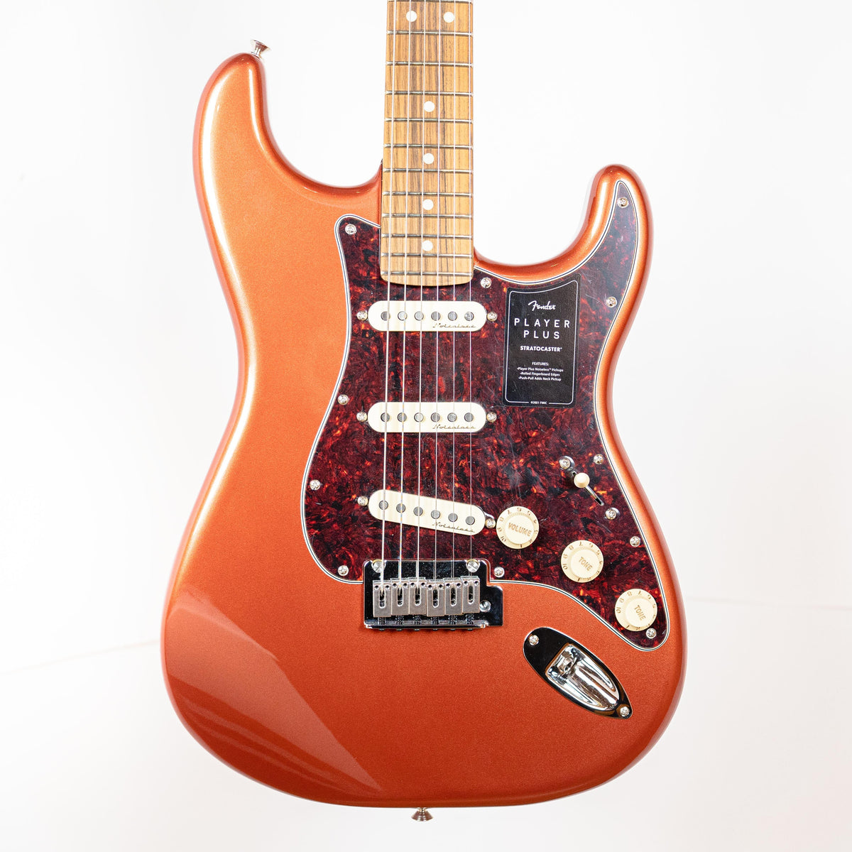 Fender Player Plus Stratocaster Aged Candy Apple Red