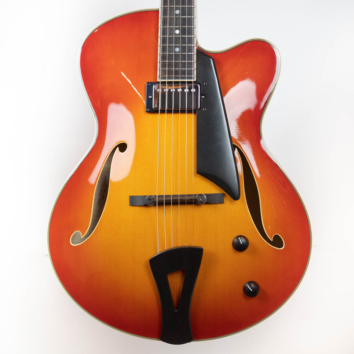 Comins GCS-16-1 Archtop in Violin Burst