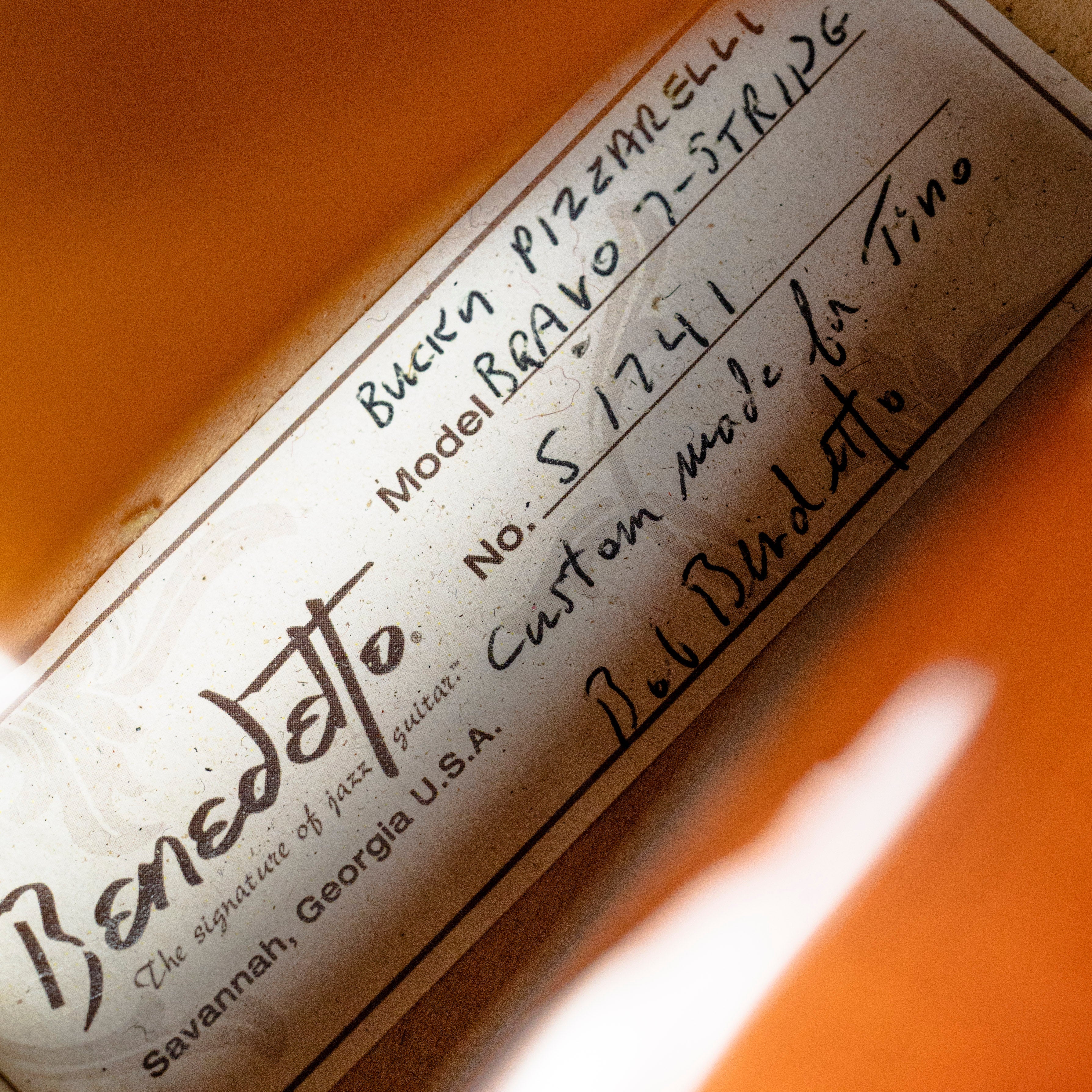 Benedetto Bravo 7-String "Bucky Pizzarelli" Archtop Sunburst